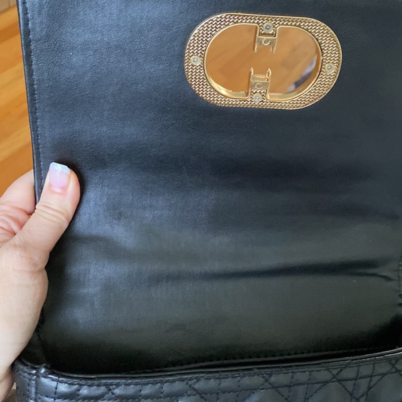 Real leather, condition-new. Comes with dust bag - Picture 3 of 5